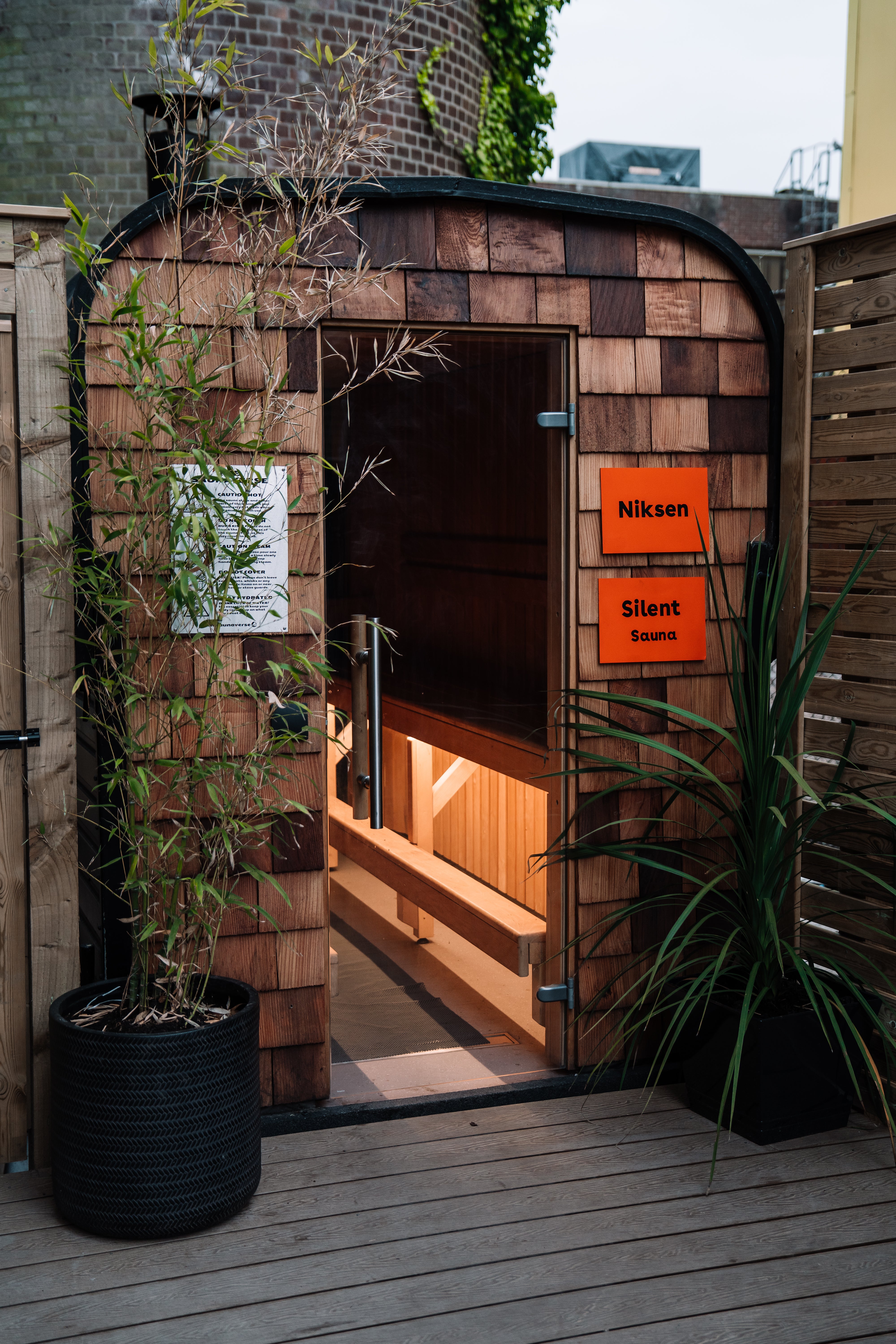 Communal Sauna - Cardiff Sauna Village